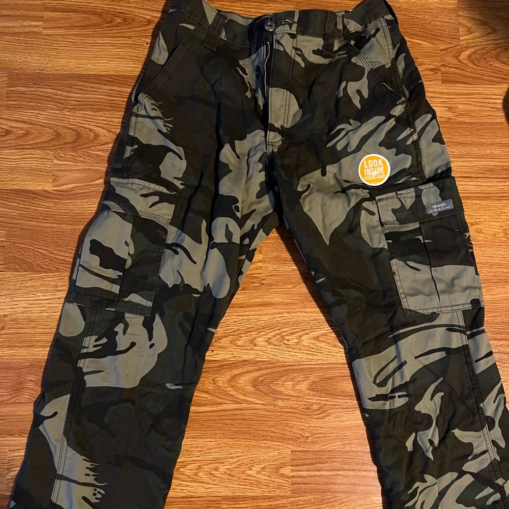 Wrangler camo pants